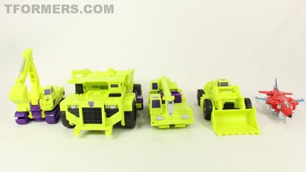 Hands On Titan Class Devastator Combiner Wars Hasbro Edition Video Review And Images Gallery  (104 of 110)